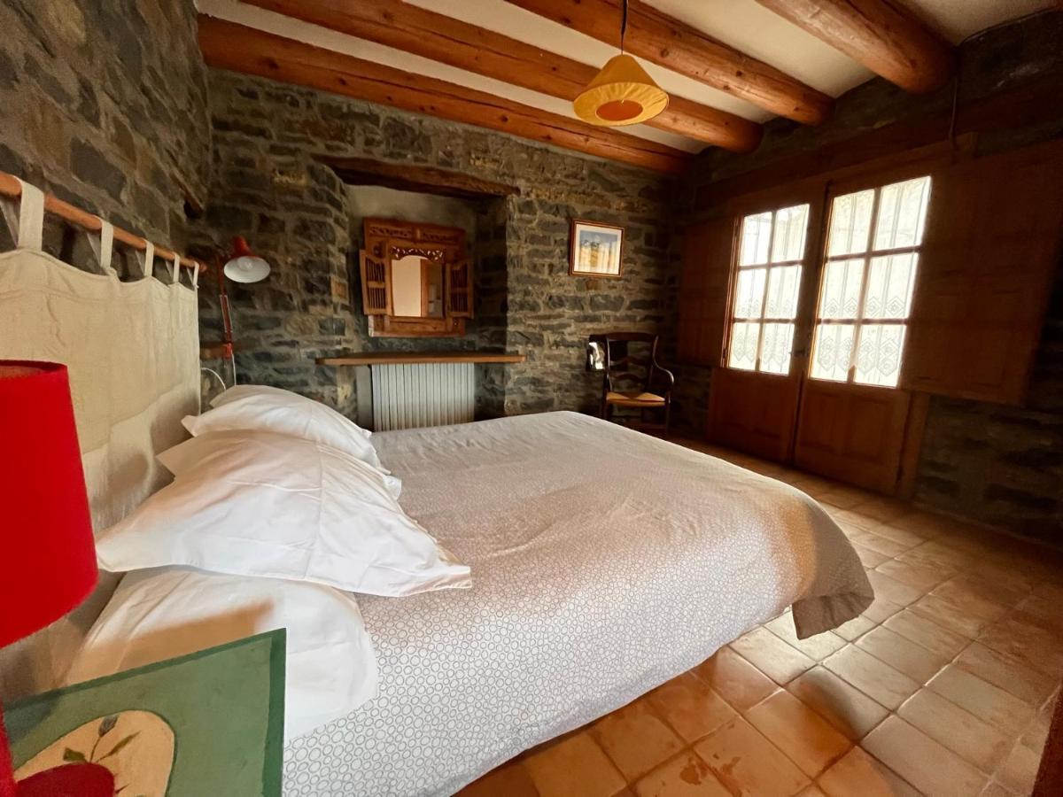 La Abadia Guest House Coscojuela de Sobrarbe Bagian luar foto