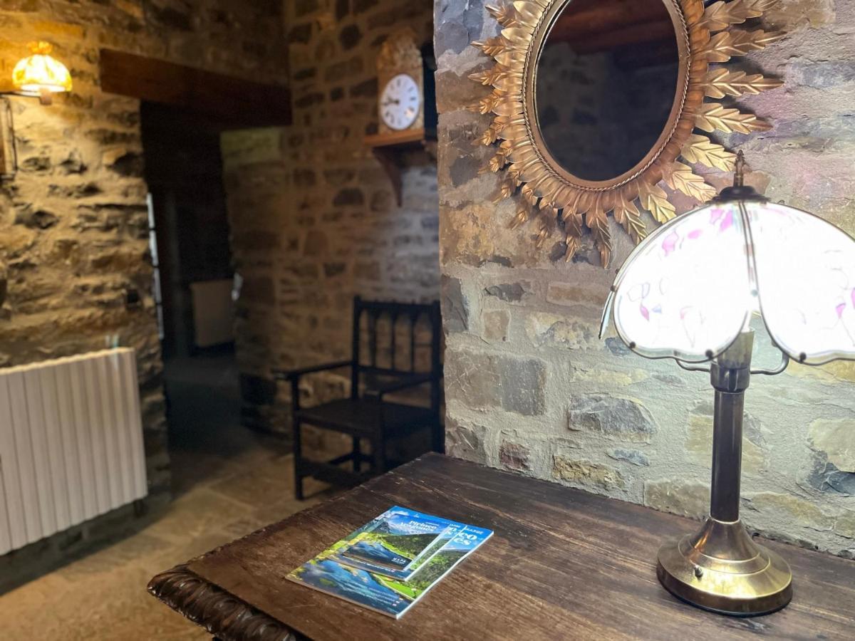 La Abadia Guest House Coscojuela de Sobrarbe Bagian luar foto